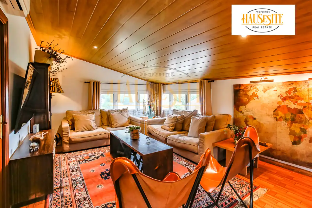 Sala de estar de Casa o chalet en venta en Mediona con Aire acondicionado, Calefacción y Jardín privado