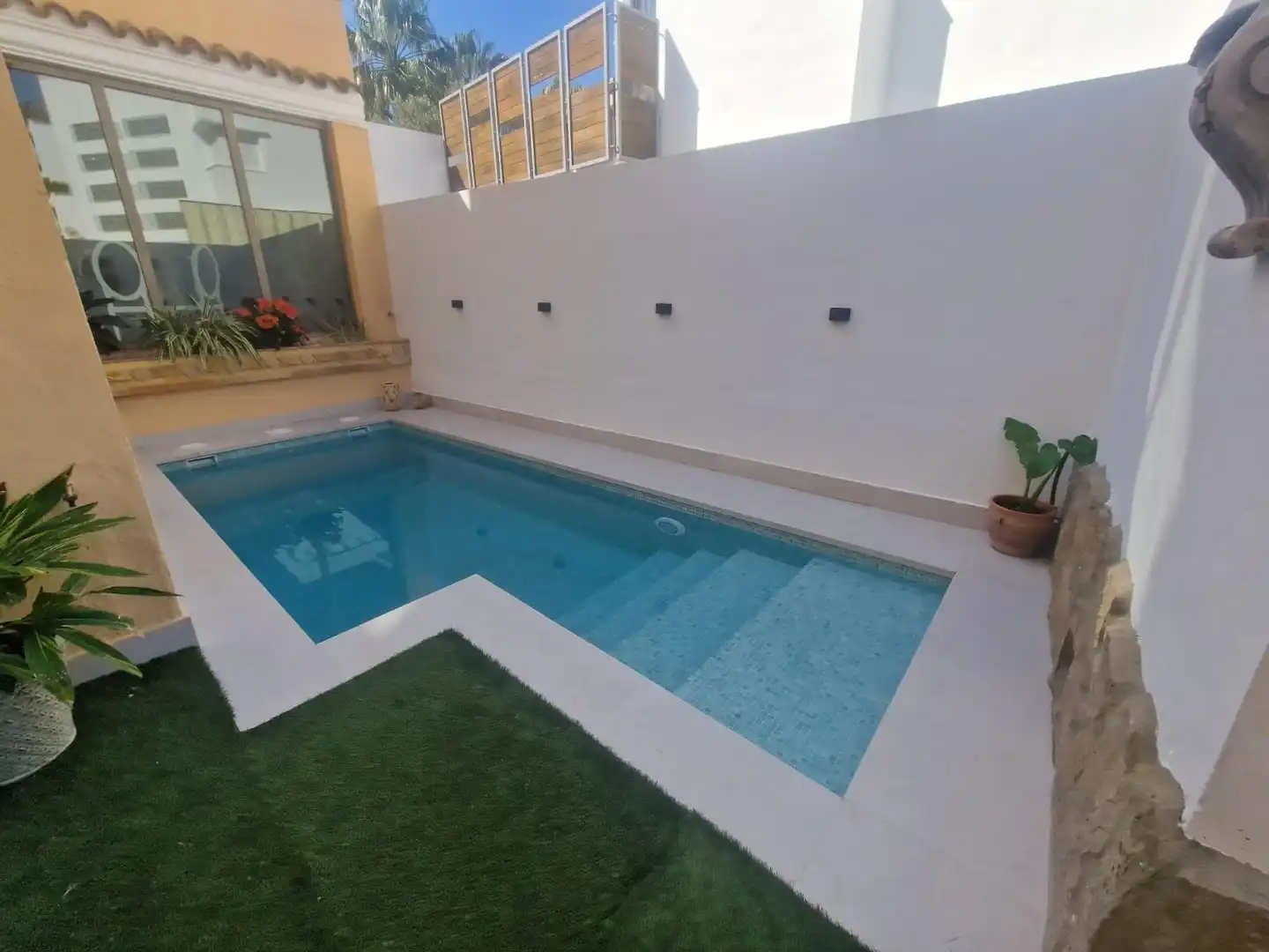 Piscina de Casa o xalet en venda en San Fernando amb Aire condicionat, Calefacció i Jardí privat