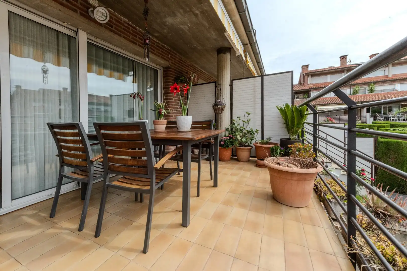 Terrassa de Casa o xalet en venda en Castellar del Vallès amb Aire condicionat, Calefacció i Jardí privat