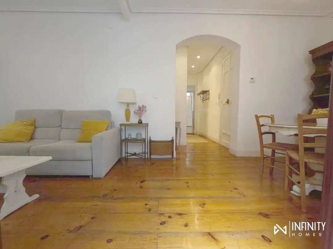 Living room of Flat for rent in Bilbao   with Heating and Balcony