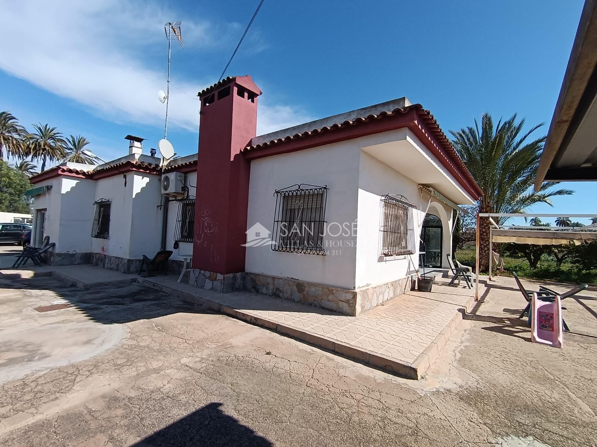 Exterior view of House or chalet for sale in Elche / Elx  with Private garden, Terrace and Storage room