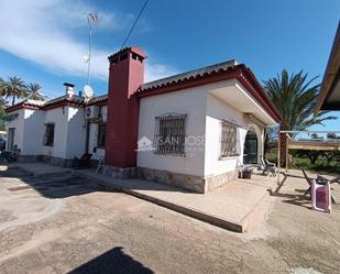 Vista exterior de Casa o xalet en venda en Elche / Elx amb Jardí privat, Terrassa i Traster