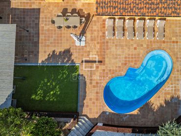 Xalet amb piscina en venda a Sils