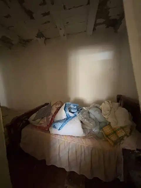 Dormitori de Casa adosada en venda en San Miguel del Arroyo amb Jardí privat