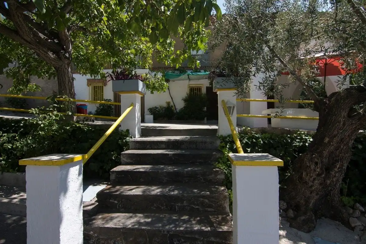 Vista exterior de Finca rústica en venta en Güéjar Sierra con Jardín privado, Terraza y Piscina