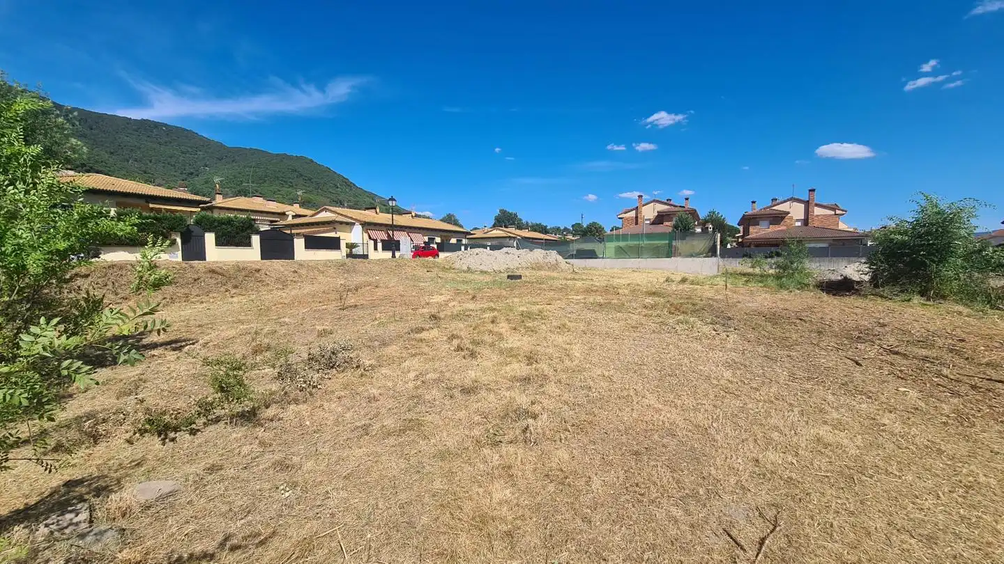 Residential for sale in La Adrada 