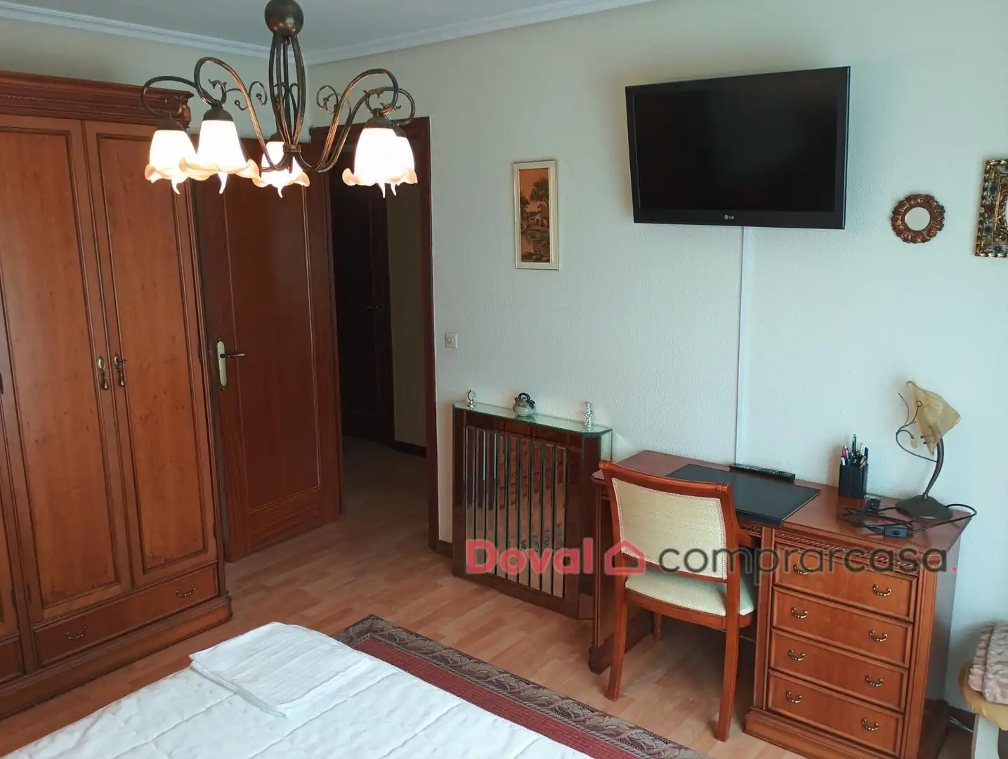 Habitación de Piso de alquiler en Vigo  con Calefacción, Parquet y Amueblado
