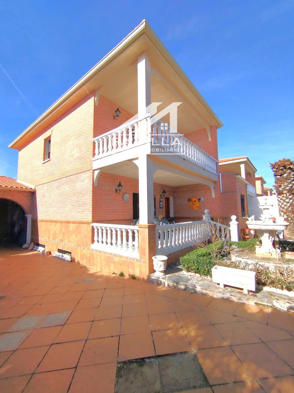 Exterior view of Single-family semi-detached for sale in Gerindote  with Air Conditioner, Heating and Terrace