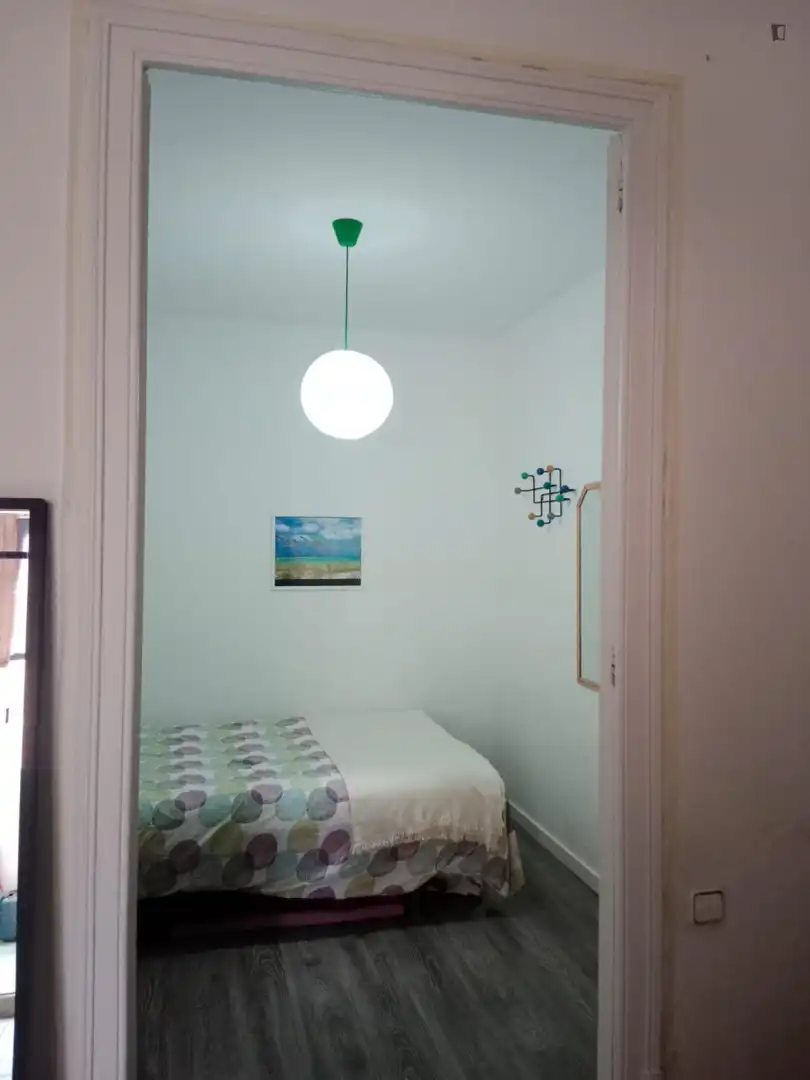 Habitación de Apartamento para compartir en  Barcelona Capital con Amueblado, Lavadora y Internet