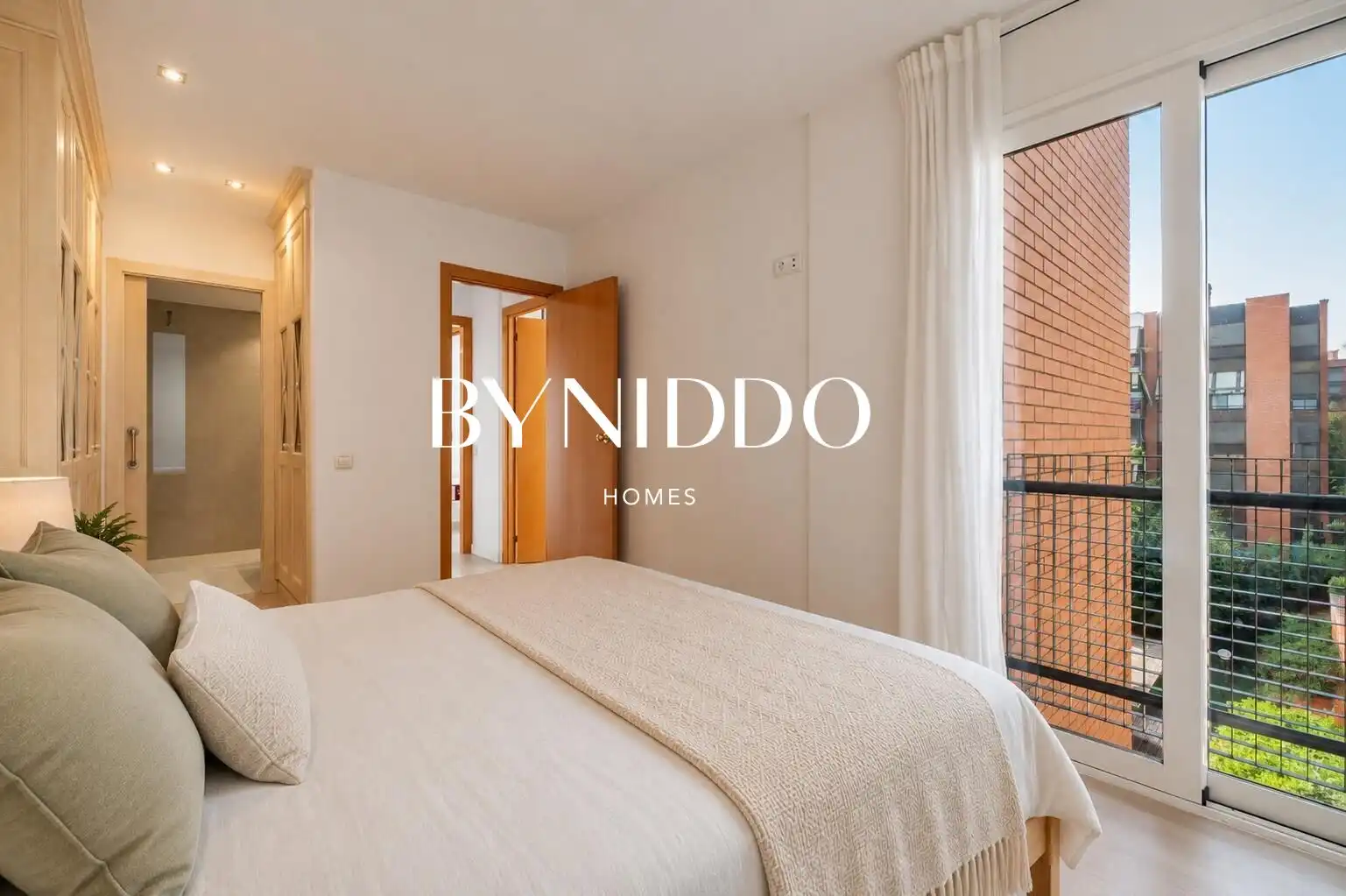 Habitación de Ático en venta en Sant Cugat del Vallès con Aire acondicionado, Calefacción y Parquet