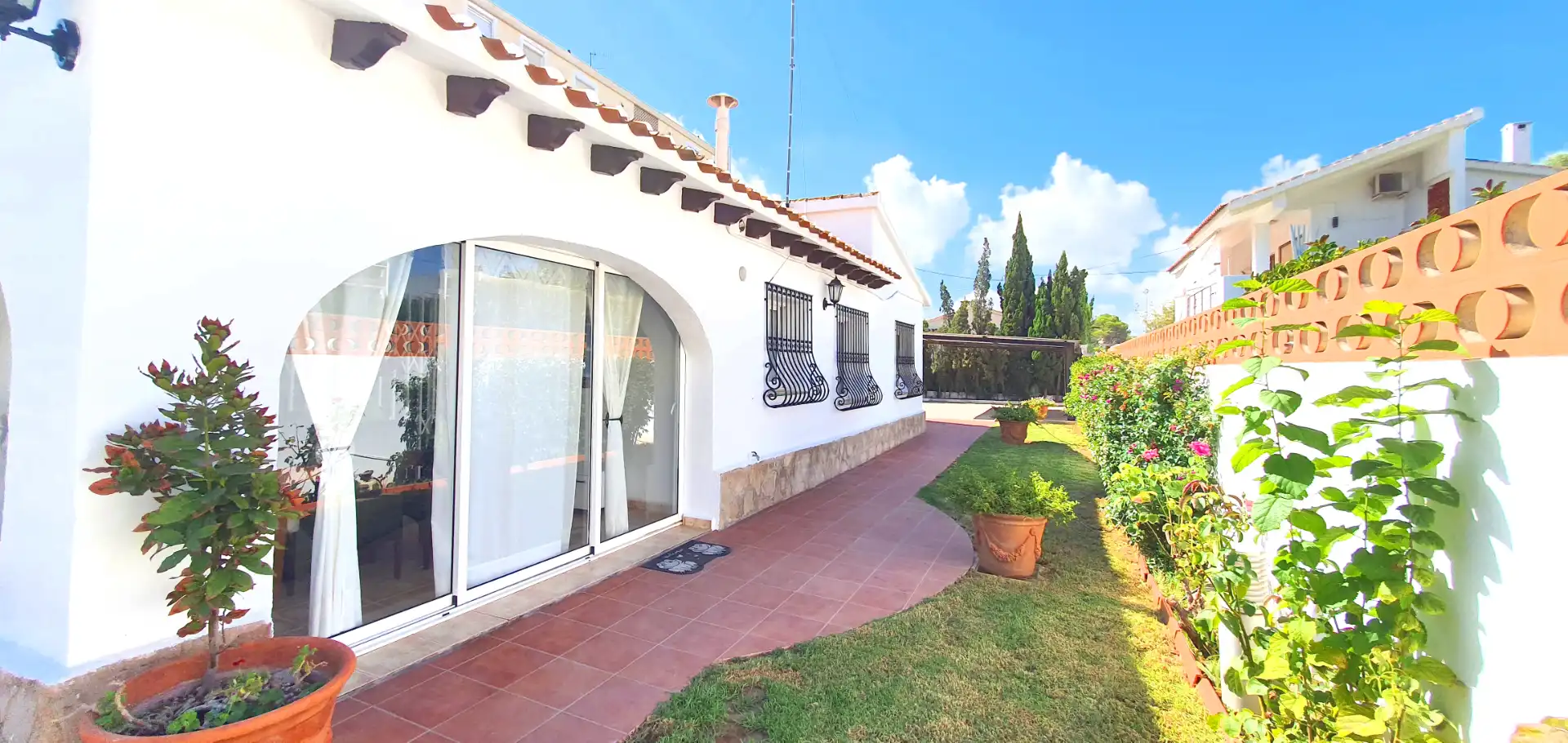 Garden of Houses for rent in Dénia  with Air Conditioner, Heating and Private garden