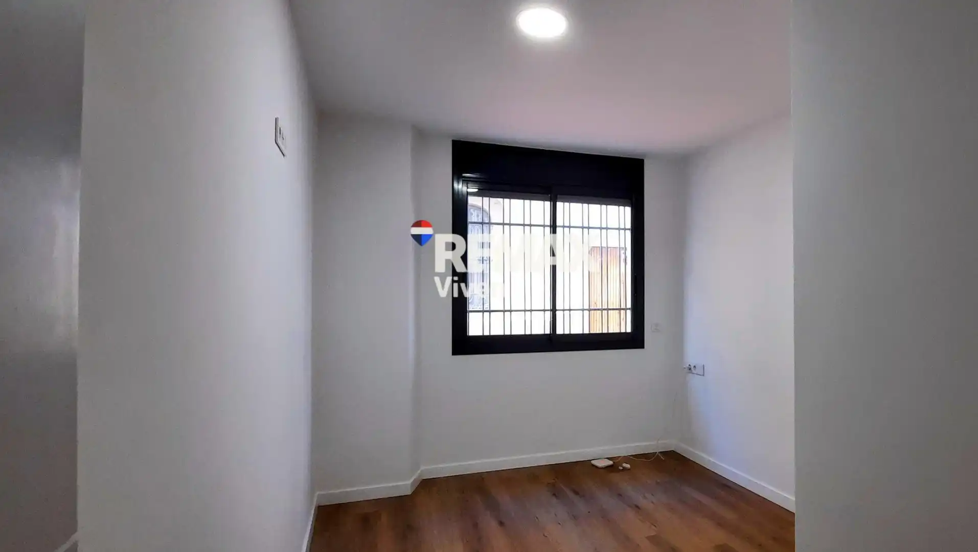 Habitación de Planta baja en venta en Vilanova i la Geltrú con Aire acondicionado, Calefacción y Parquet