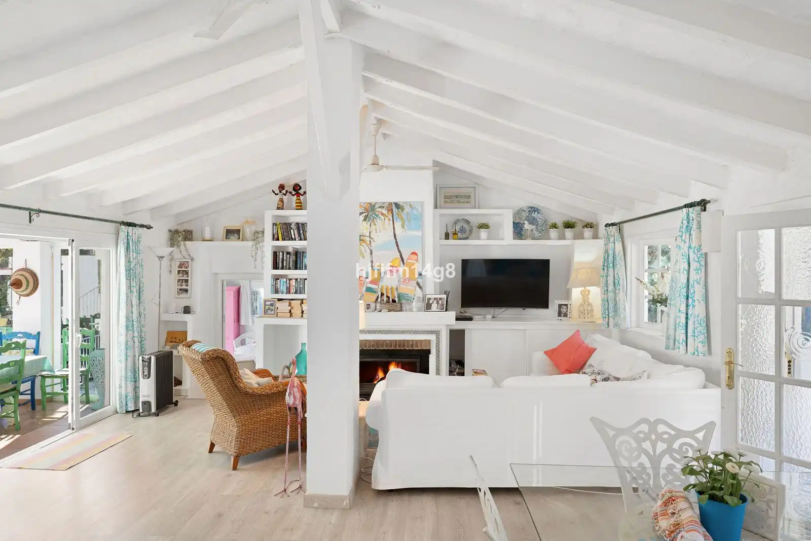 Chalet con piscina en venta en Calle las Margaritas 44, imagen 3
