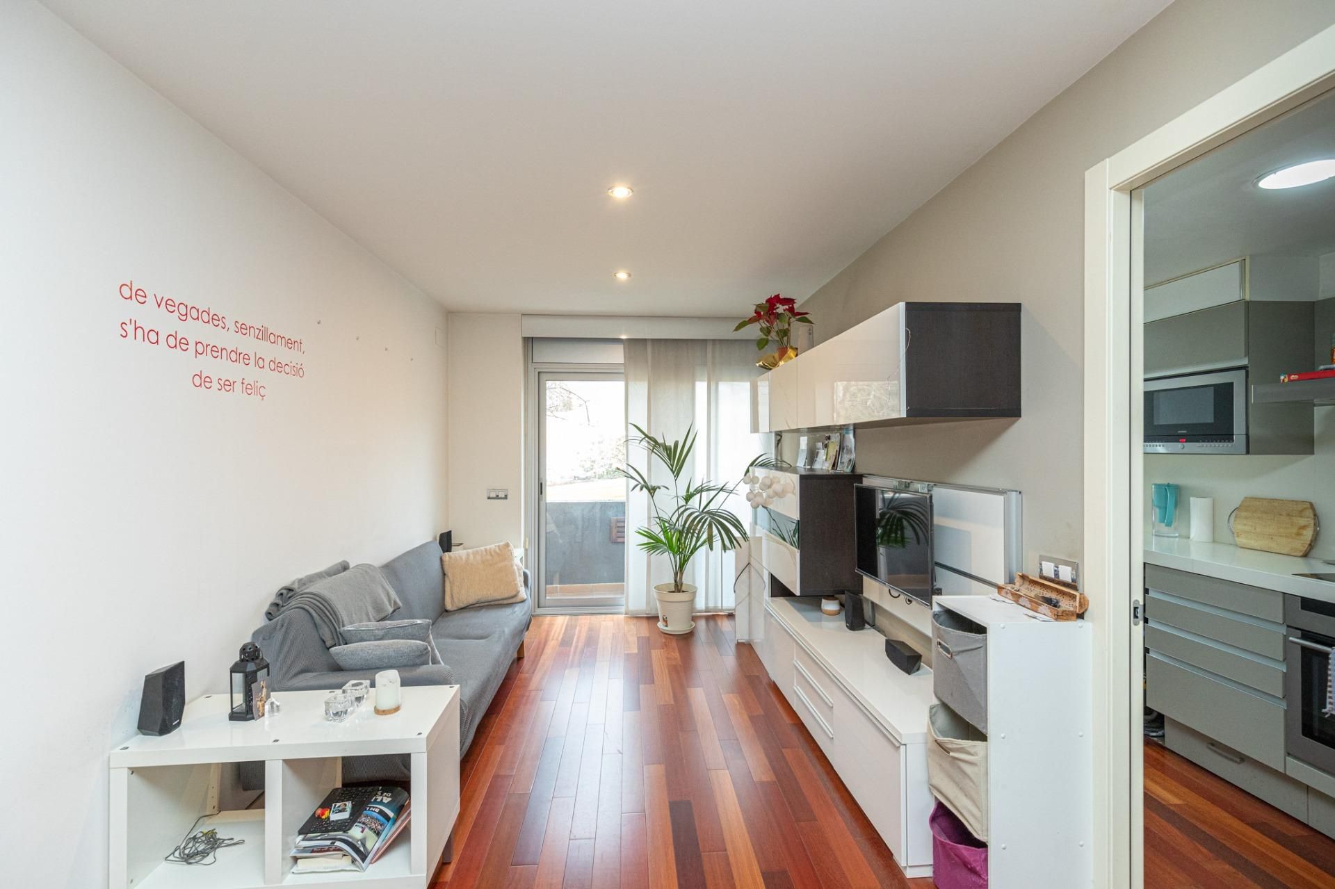 Living room of Planta baja for sale in Granollers  with Air Conditioner, Heating and Parquet flooring