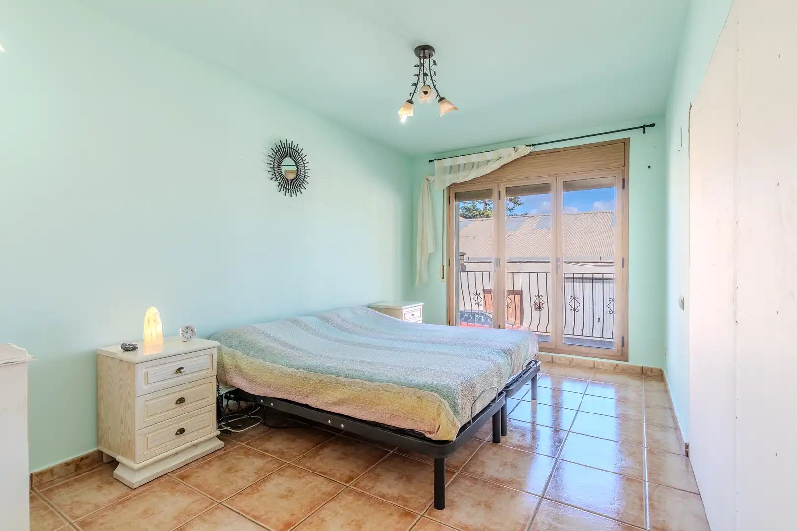 Habitación de Casa o chalet en venta en Deltebre con Calefacción, Terraza y Trastero