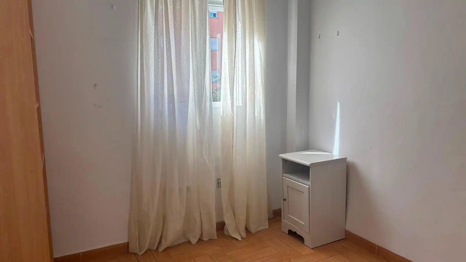Bedroom of Flat for sale in Sevilla  with Air Conditioner, Terrace and Furnished