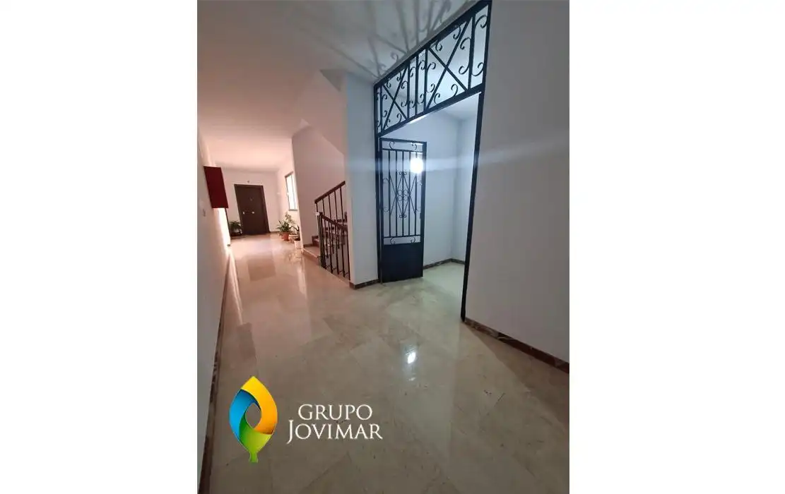 Piso en venta en Guadix con Calefacción, Terraza y Amueblado