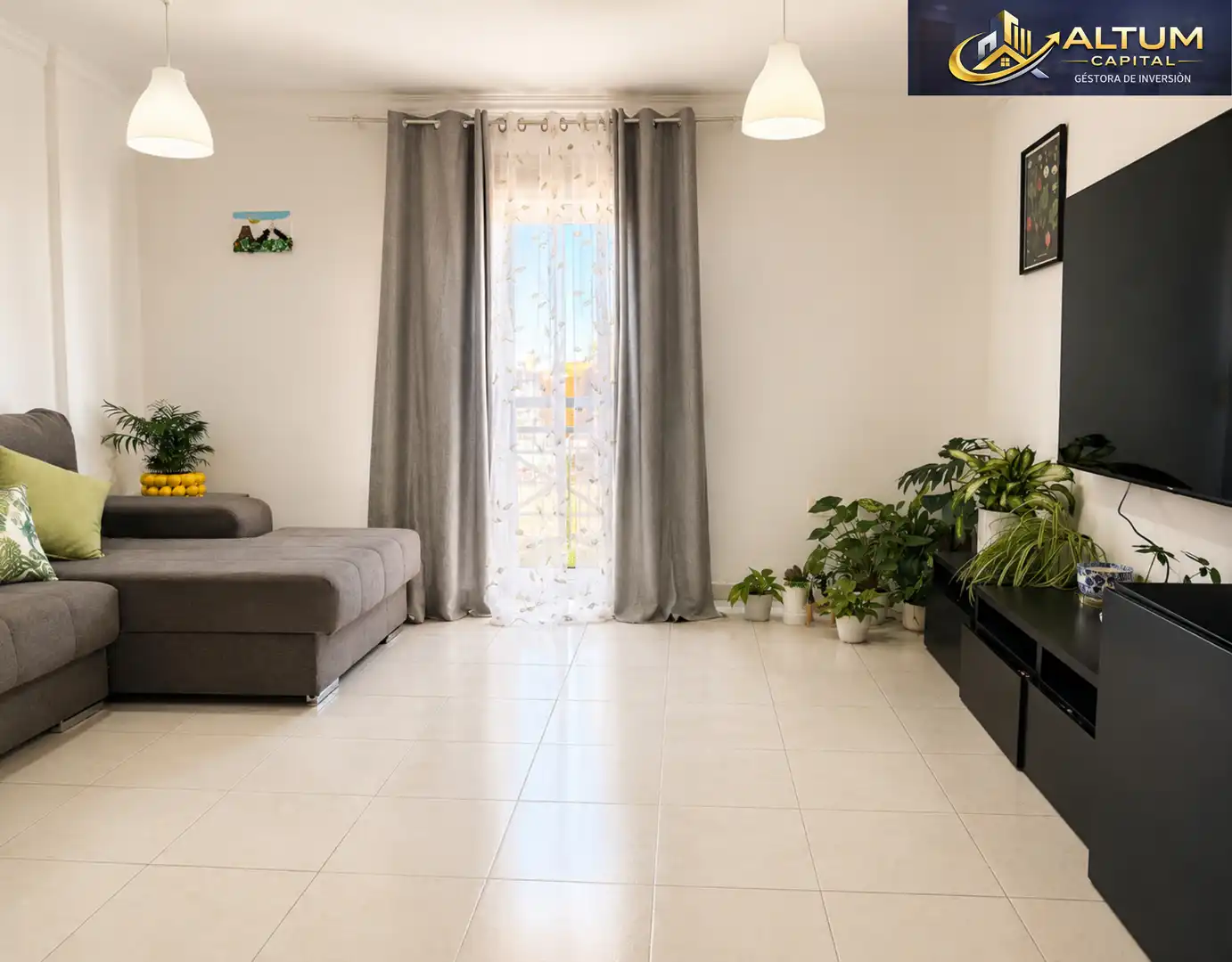 Sala d'estar de Pis en venda en Granadilla de Abona amb Moblat, Forn i Rentadora