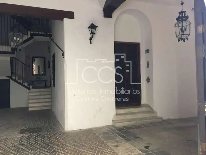 Casa adosada en venda en Sevilla amb Aire condicionat