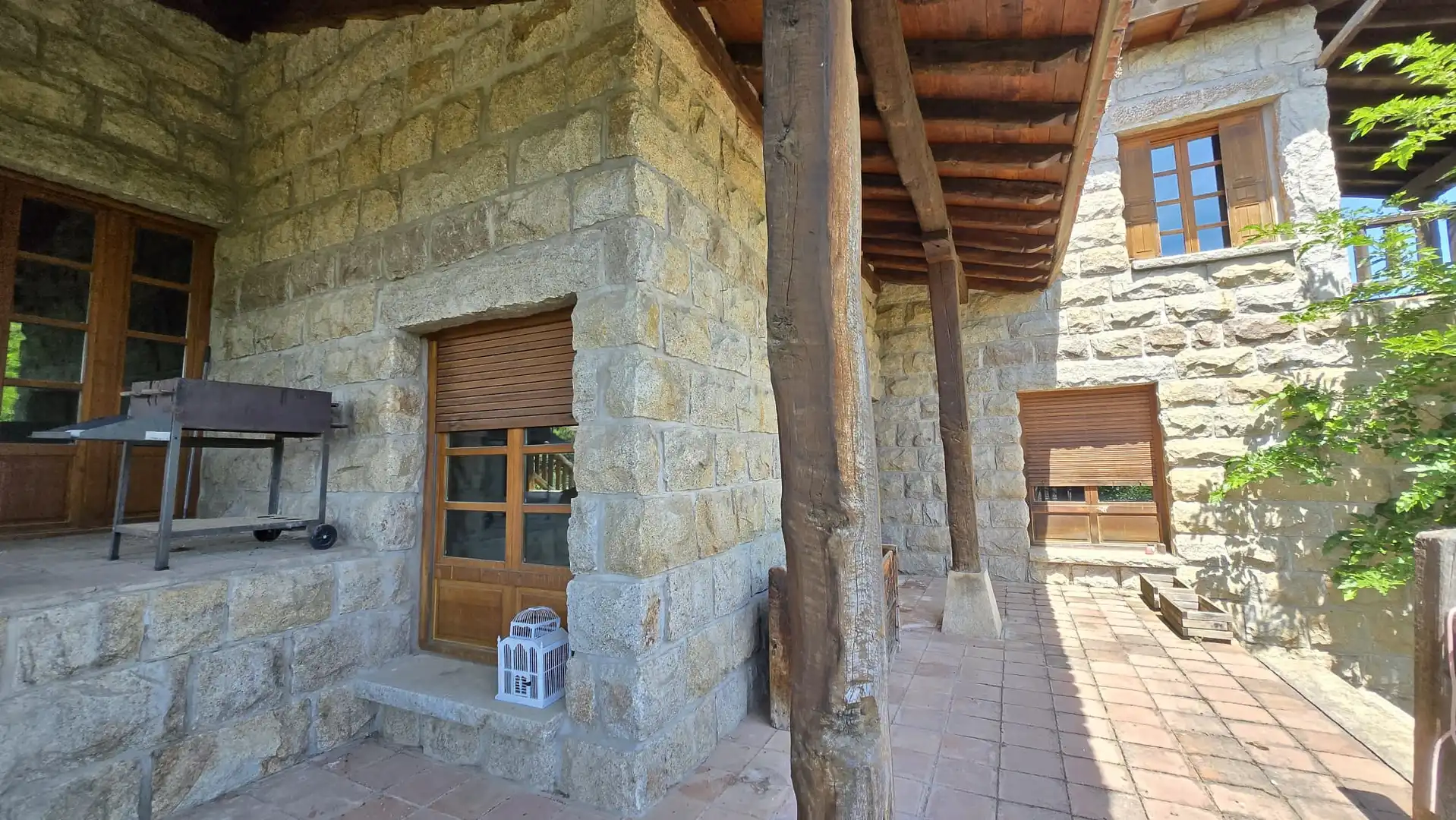 Vista exterior de Casa o chalet en venta en Torrelodones con Jardín privado y Piscina