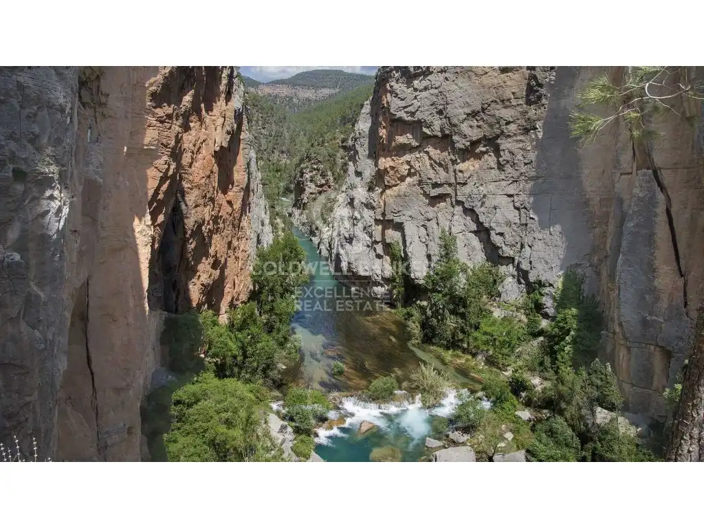 Exterior view of Houses for sale in Montanejos  with Terrace, Storage room and Balcony