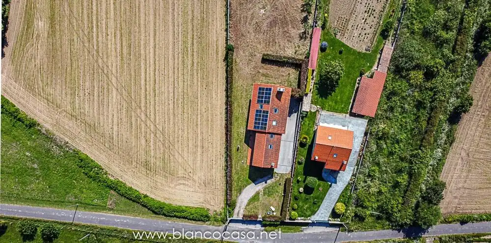 Houses for sale in Carballo  with Heating, Private garden and Storage room