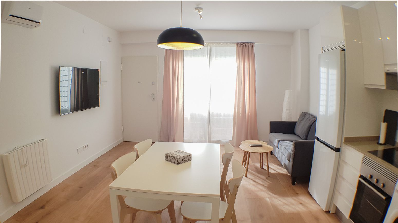 Bedroom of Flat to rent in  Madrid Capital  with Air Conditioner and Heating