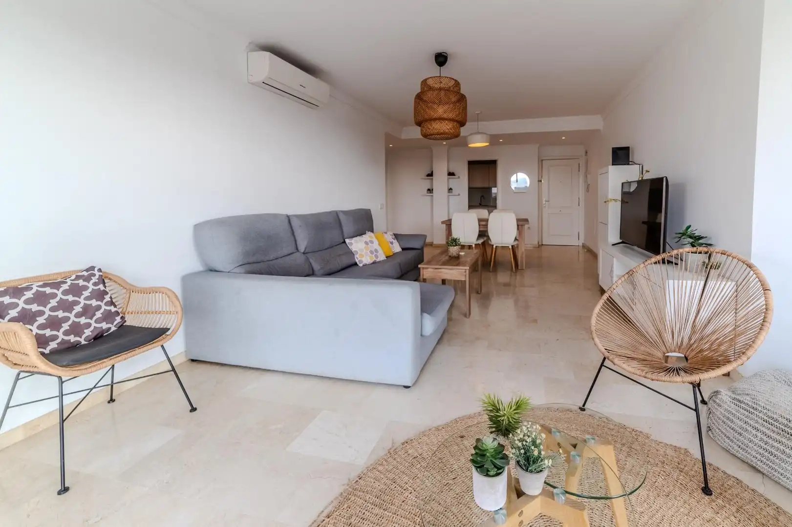 Living room of Attic for sale in Fuengirola  with Air Conditioner, Private garden and Terrace