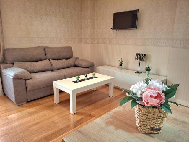 Apartamento en Alquiler en Calle  Cándida Jimeno Gargallo, 5 en Barrio del Centro