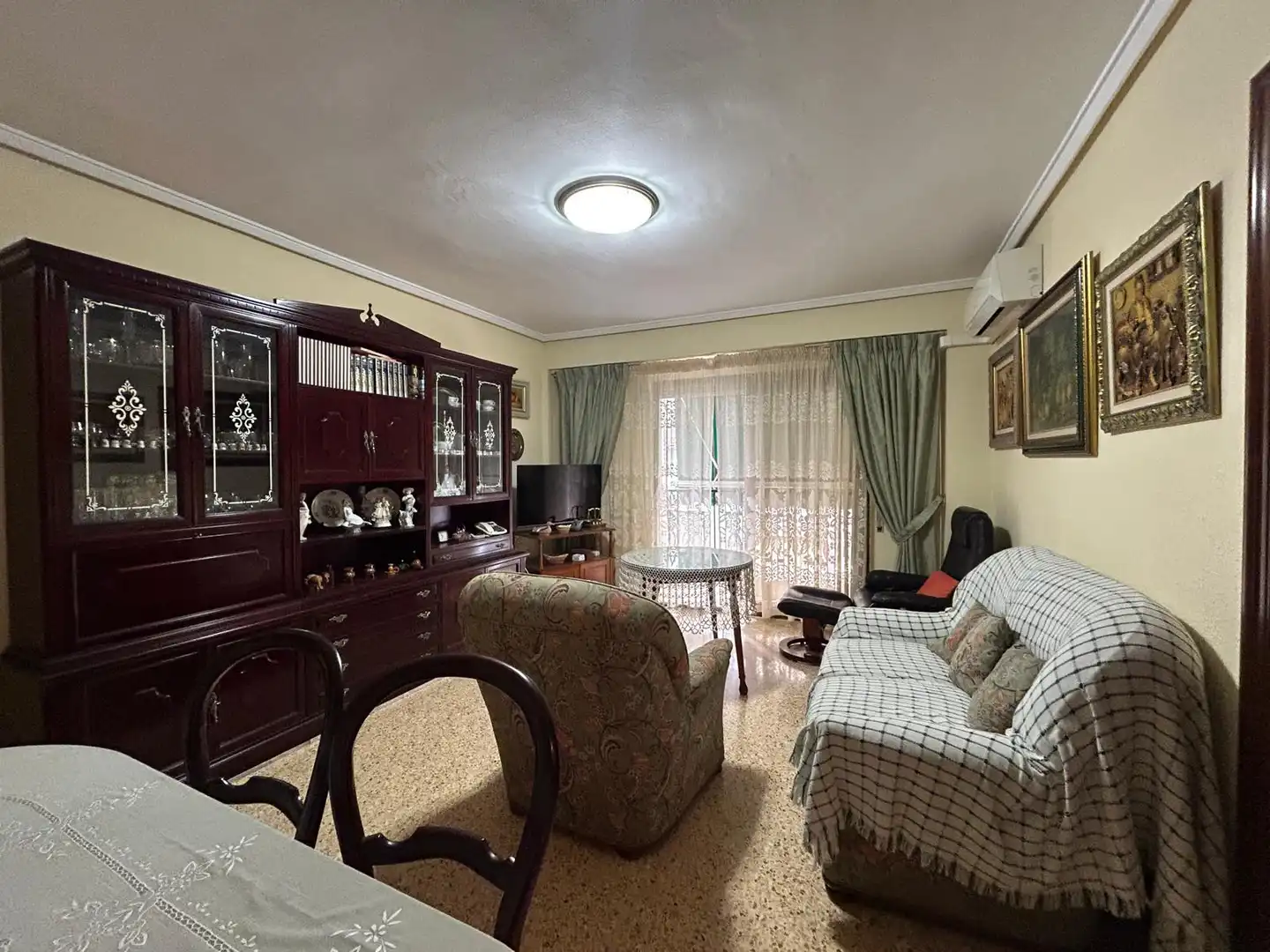 Sala de estar de Piso en venta en Benetússer con Aire acondicionado, Calefacción y Trastero