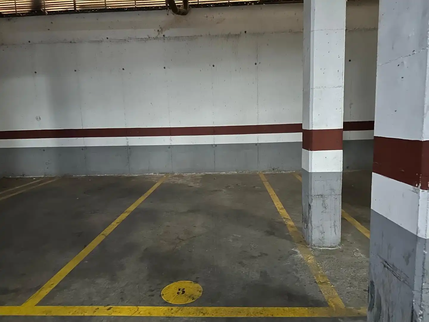 Parking of Flat for sale in Sevilla  with Air Conditioner, Heating and Storage room