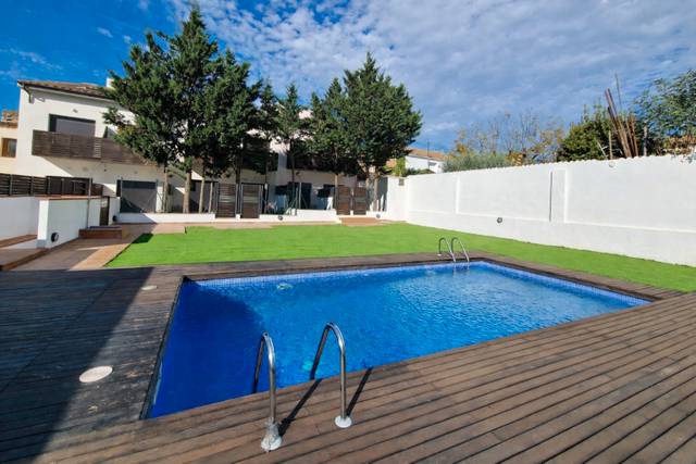 Casa adosada en Alquiler en La Punxa