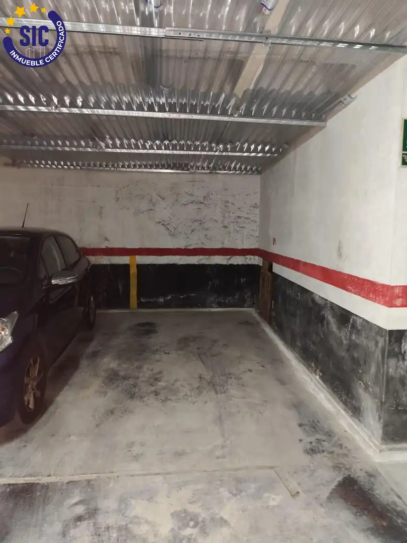 Aparcament de Garatge en venda en Valencia