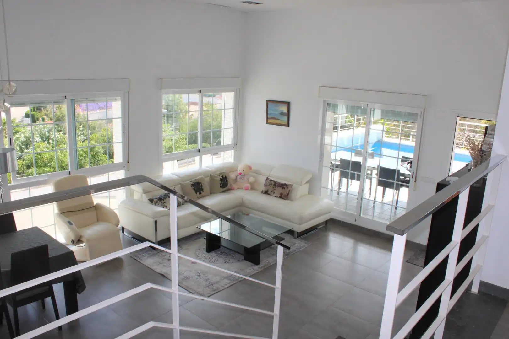 Sala d'estar de Casa o xalet en venda en Oliva amb Aire condicionat, Jardí privat i Terrassa