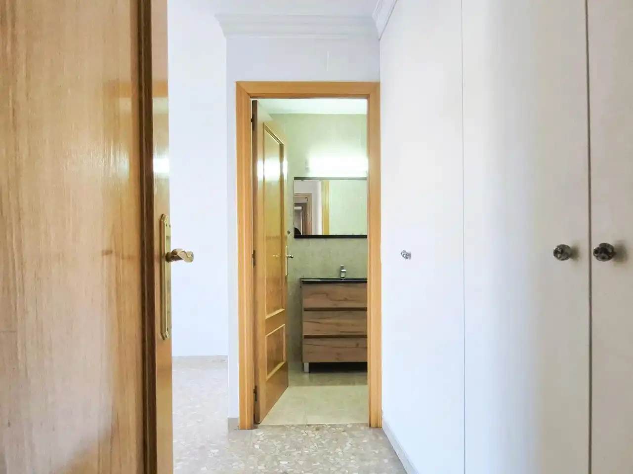 Piso en venta en Terrassa con Calefacción, Terraza y Balcón