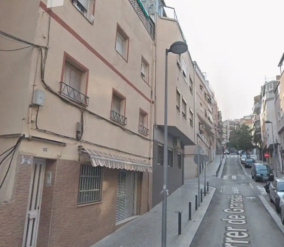 Vista exterior de Piso en venta en Badalona