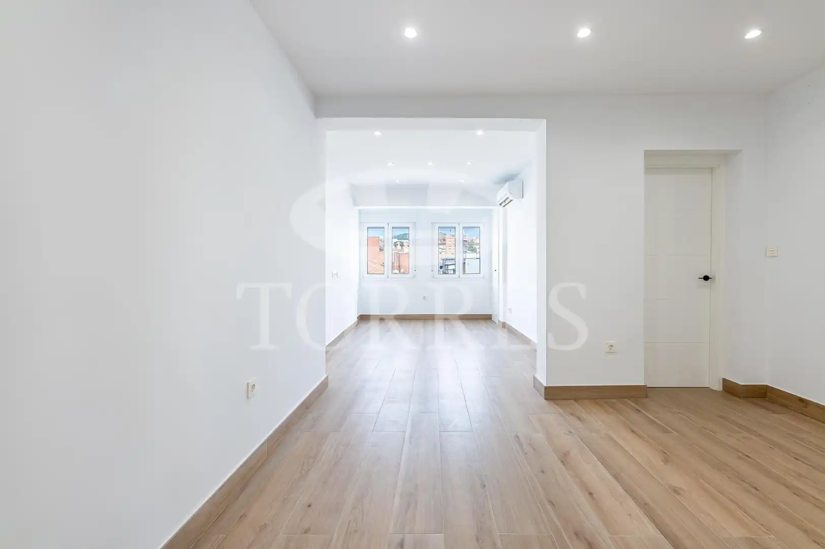 Bedroom of Flat for sale in Málaga  with Air Conditioner