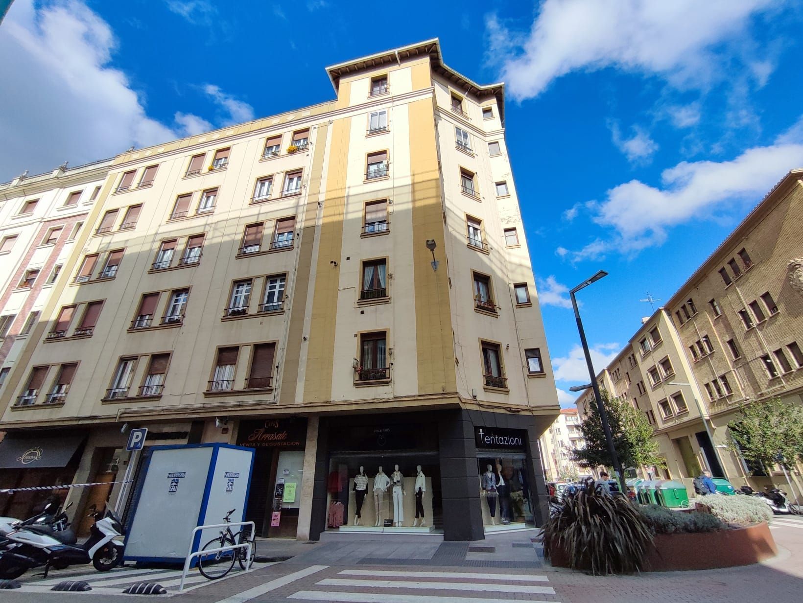 Exterior view of Flat for sale in  Pamplona / Iruña  with Heating