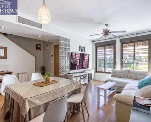 Living room of Single-family semi-detached for sale in  Granada Capital  with Air Conditioner and Balcony