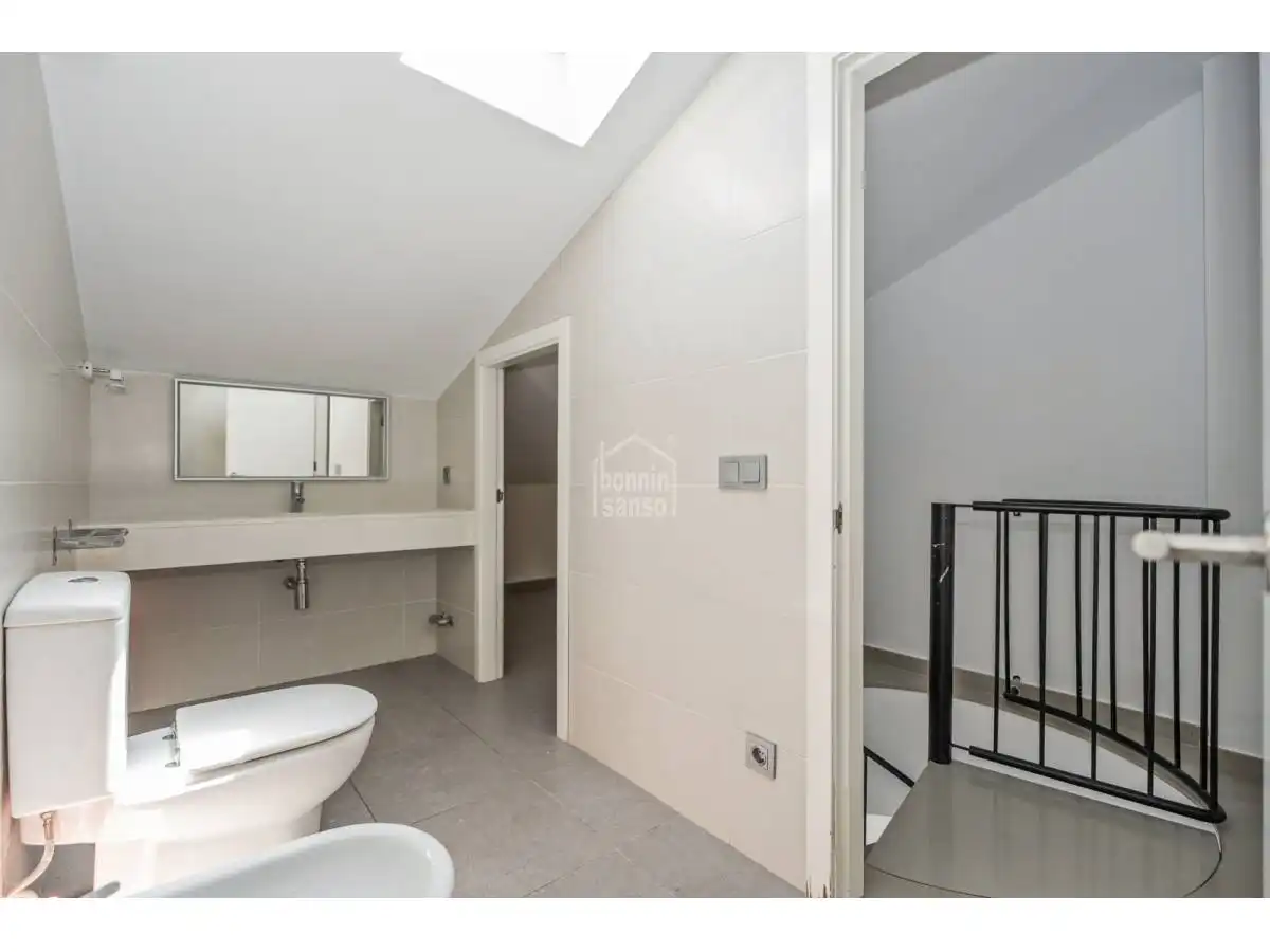 Bany de Apartament en venda en Es Mercadal amb Calefacció, Terrassa i Piscina