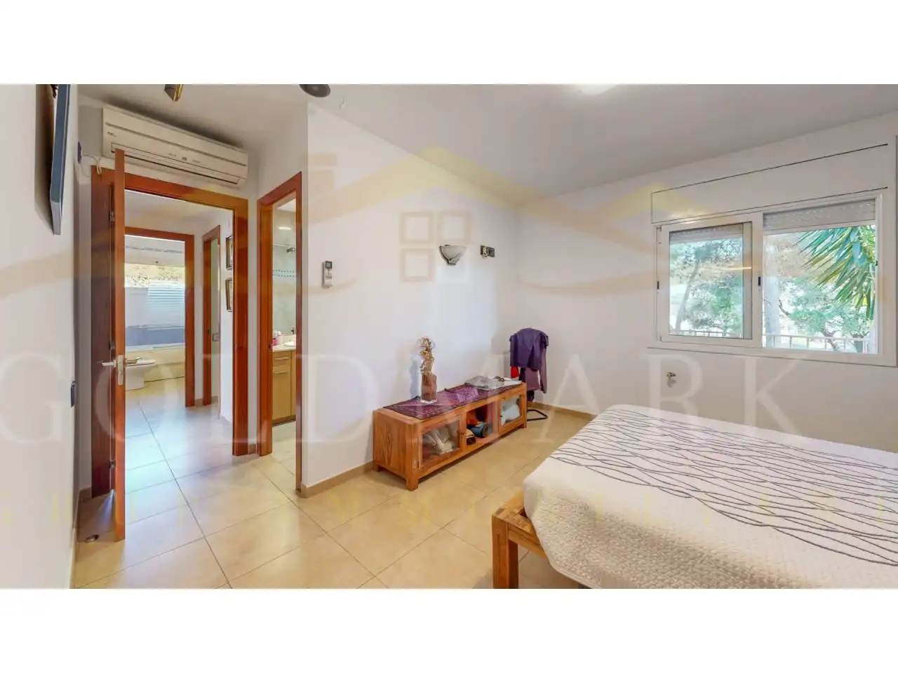 Dormitori de Casa o xalet en venda en Sabadell amb Aire condicionat, Jardí privat i Terrassa