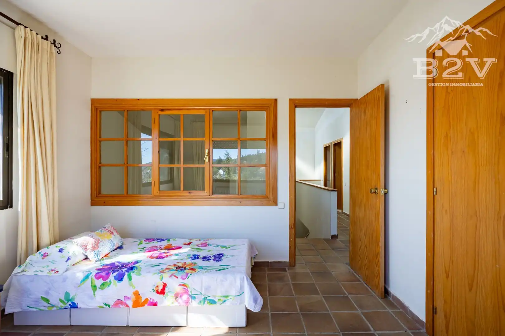 Dormitori de Casa o xalet en venda en Miraflores de la Sierra amb Calefacció, Jardí privat i Traster