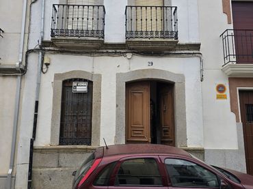 House for sale in Calle Feria