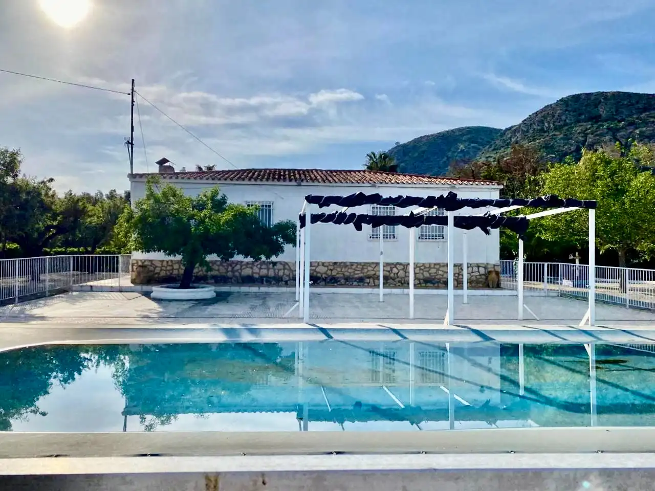Piscina de Casa o chalet en venta en Elda con Aire acondicionado, Jardín privado y Terraza