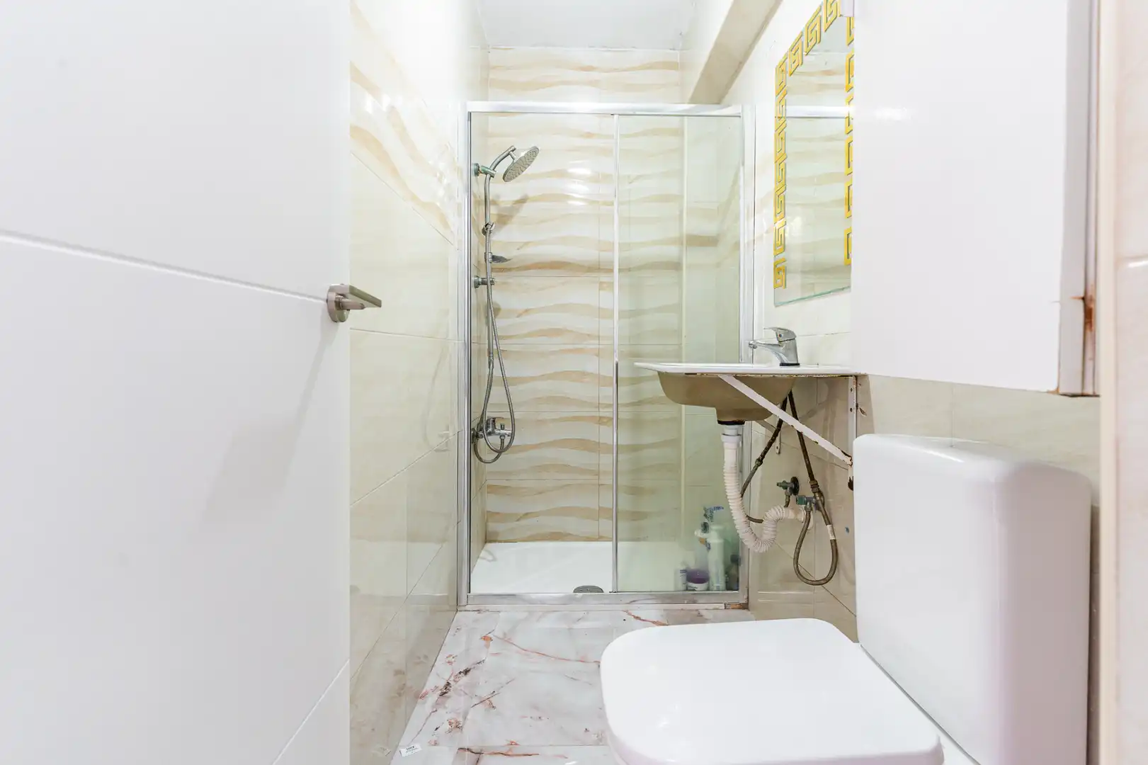 Badezimmer von Einfamilien-Reihenhaus zum Verkauf in San Fernando mit Terrasse und Möbliert