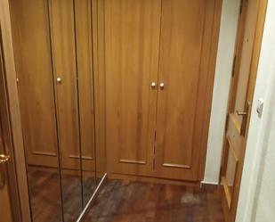Dormitori de Pis de lloguer en Ciudad Real Capital amb Aire condicionat, Calefacció i Moblat