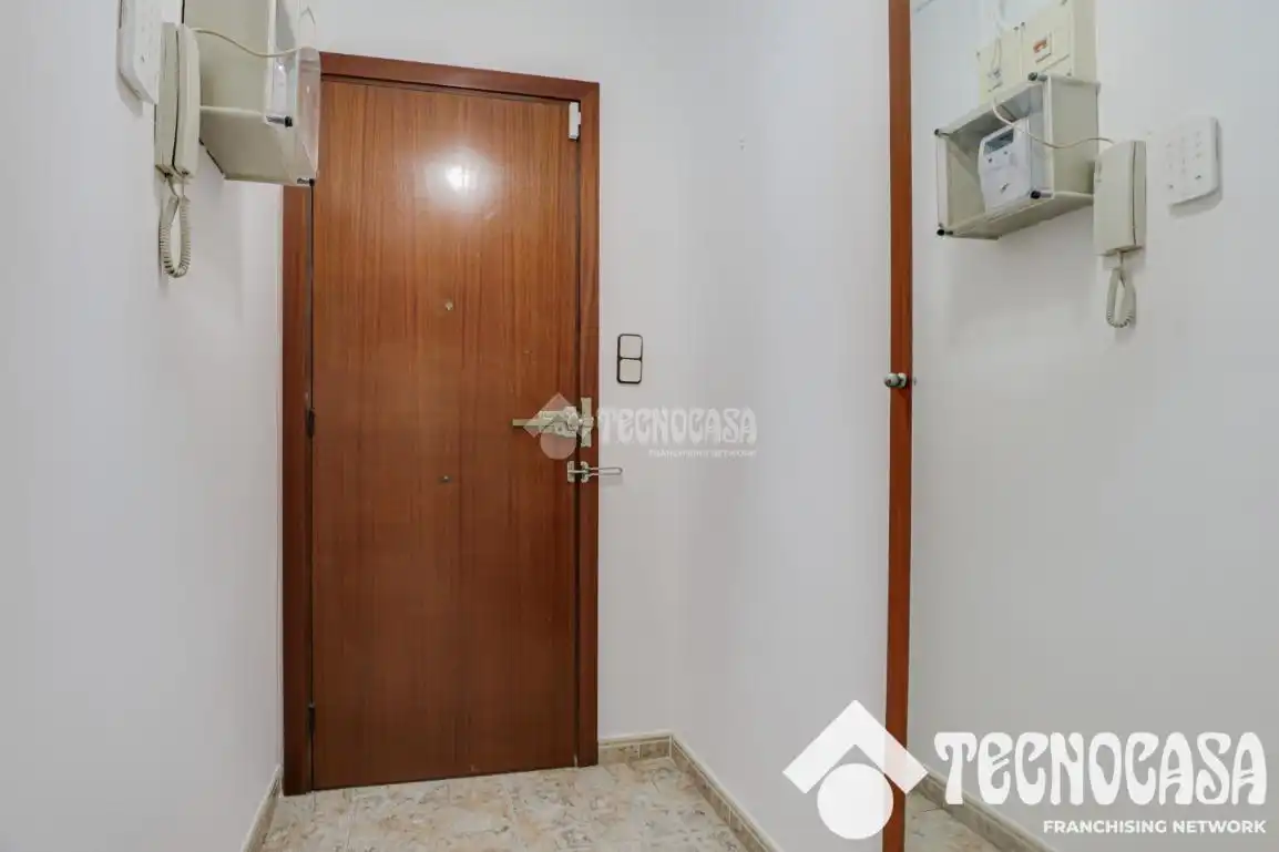 Piso en venta en Barcelona con Balcón