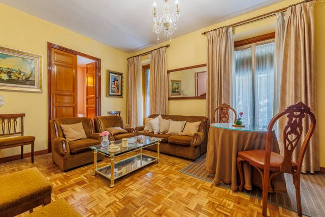 Piso en Venta en Calle AVE MARIA en Embajadores - Lavapiés