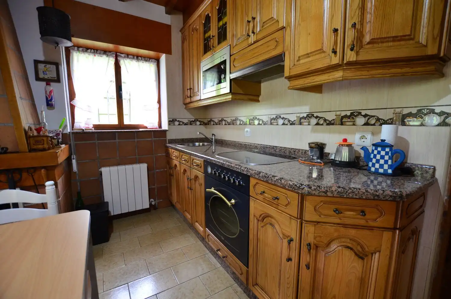 Cuina de Casa o xalet en venda en Piloña amb Calefacció, Terrassa i Traster