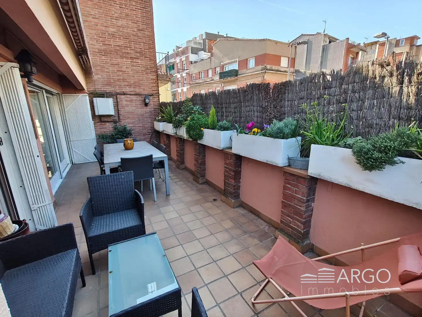 Terrassa de Casa o xalet en venda en Montcada i Reixac amb Aire condicionat i Jardí privat
